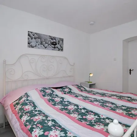 Holiday home Hinter-bollhagen *